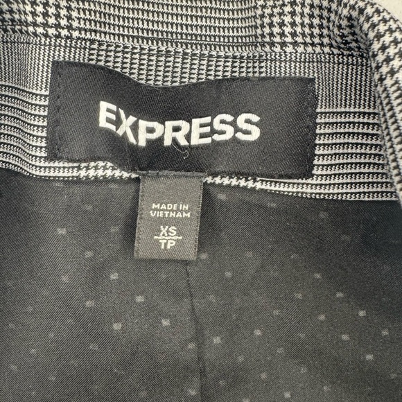 Express Gray Plaid Double-Breasted Blazer Size XS. - Picture 14 of 15